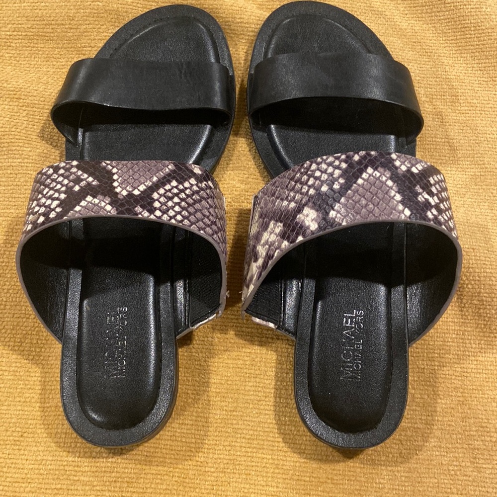 Michael Kors flip flops
